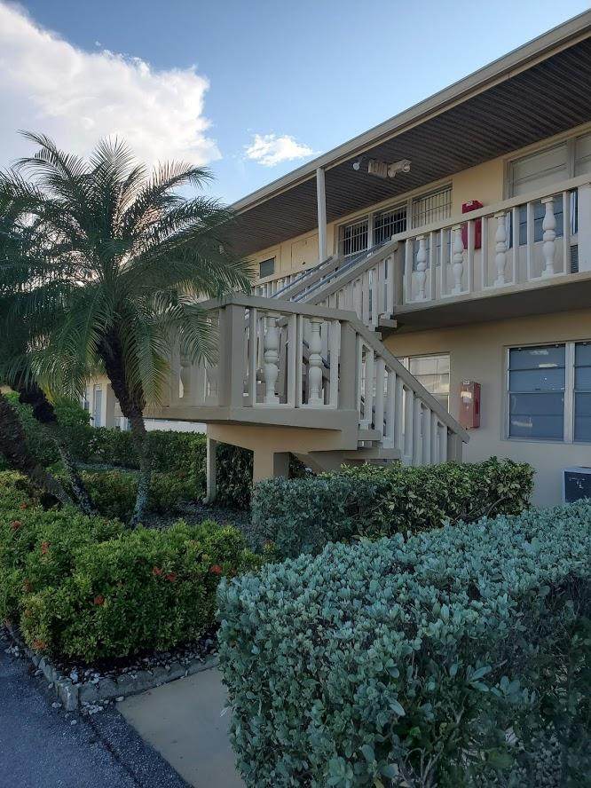 114 Berkshire - Photo 1