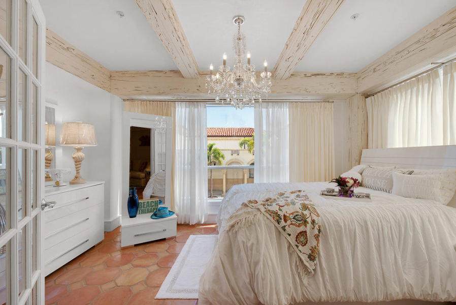235 Sunrise Avenue - Photo 1