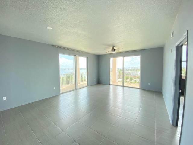 804 Windward Way - Photo 1