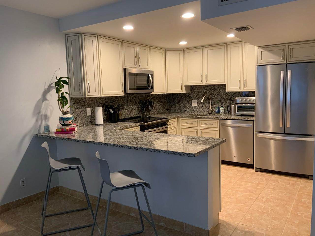 250 Ocean Boulevard - Photo 1