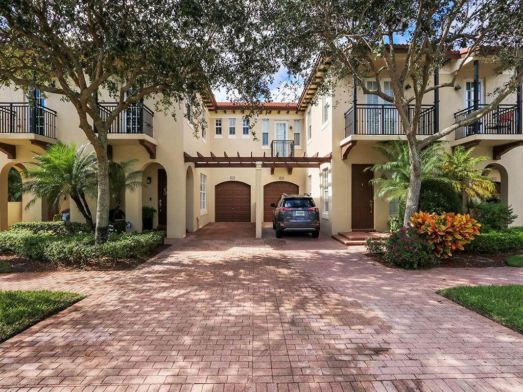 2781 Eagle Rock Circle - Photo 1
