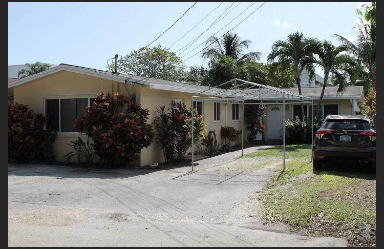 420 9th Court - Photo 1