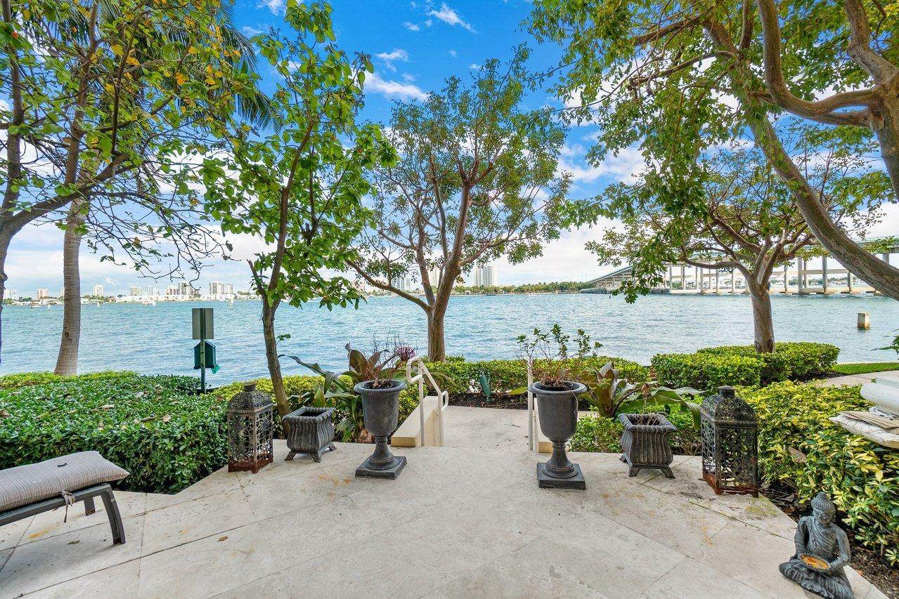 2640 Lake Shore Drive - Photo 1