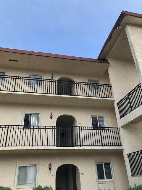 1410 Federal Highway - Photo 1