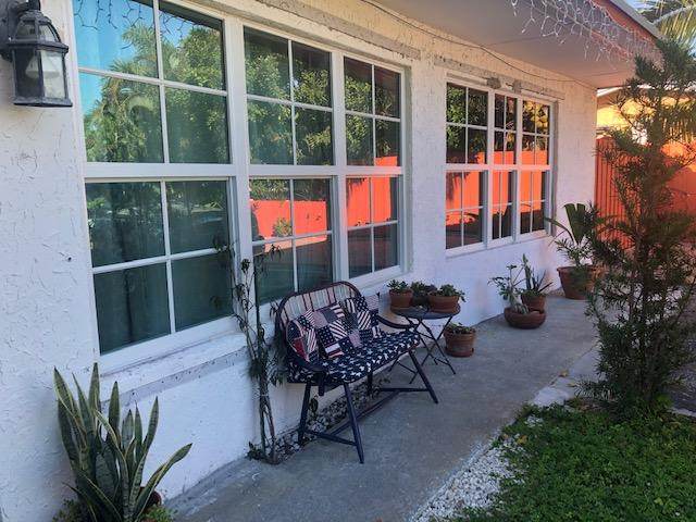 2501 9th Avenue - Photo 1