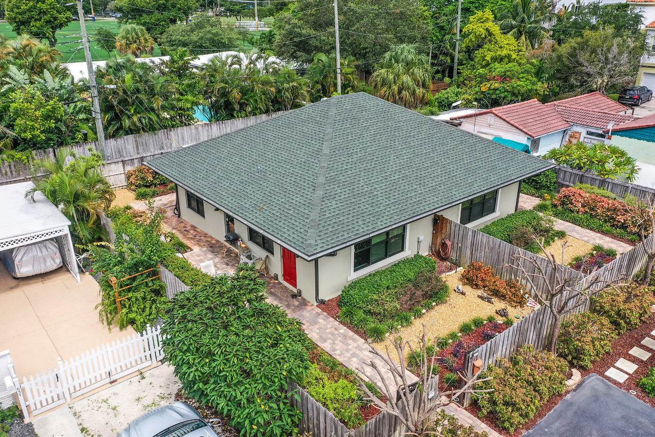 641 15th Avenue - Photo 1