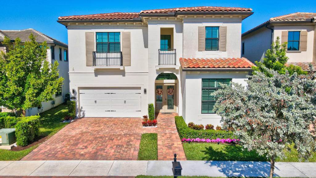 8460 Grand Prix Lane - Photo 1