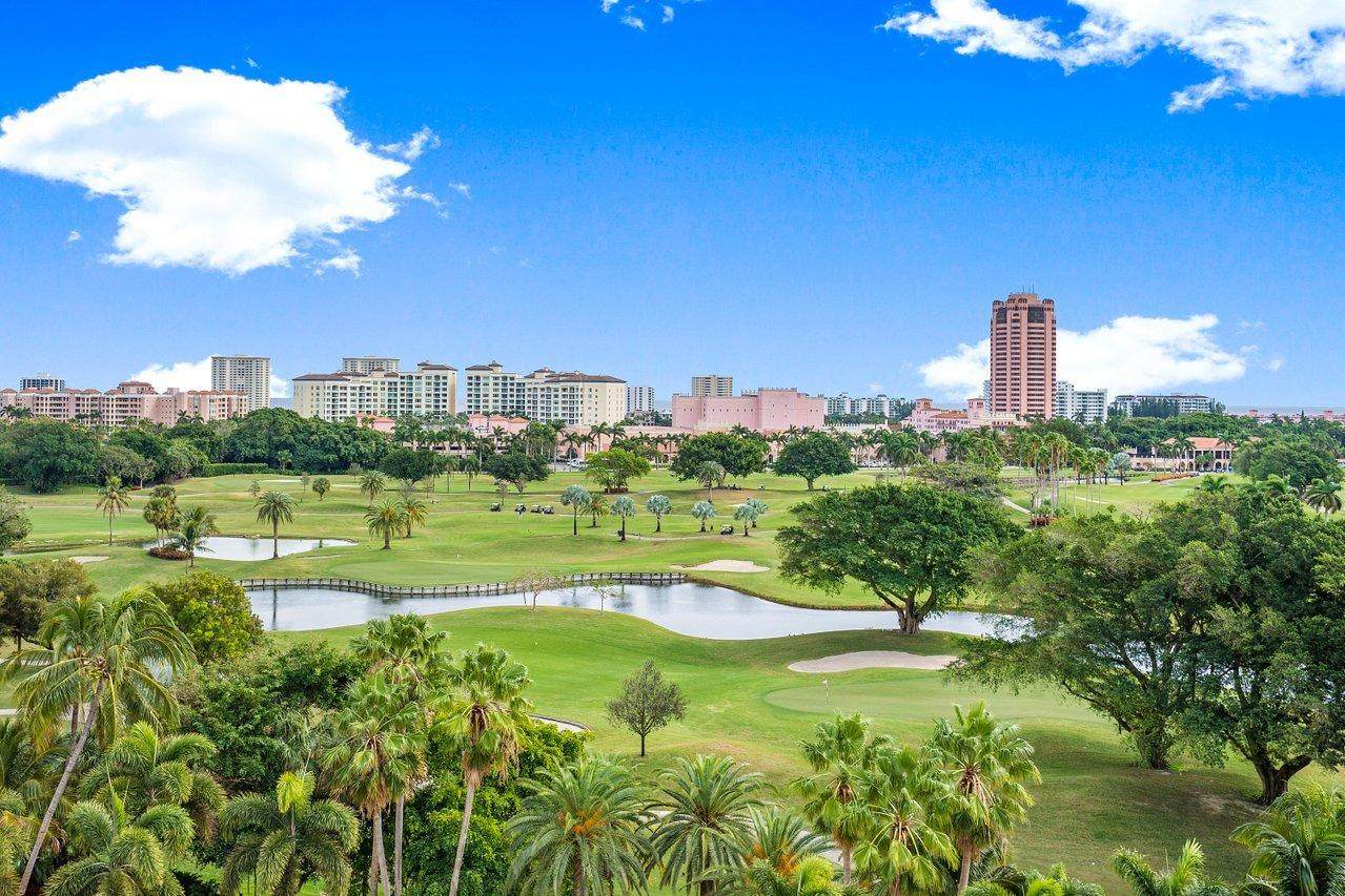 550 Mizner Boulevard - Photo 1