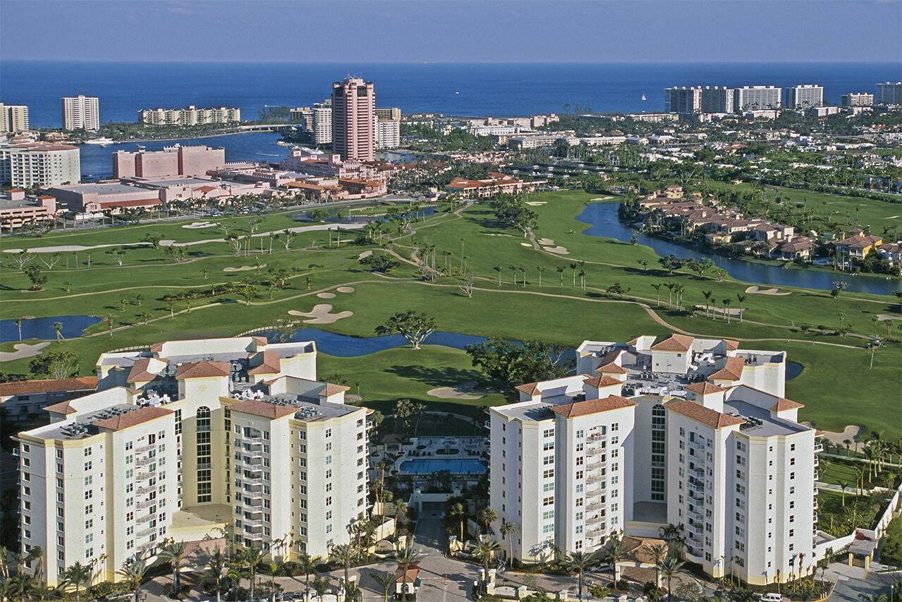 550 Mizner Boulevard - Photo 1