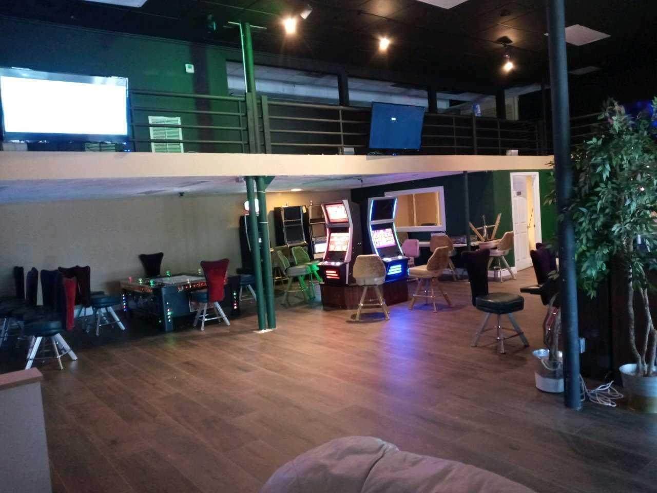 2040 Indian Road - Photo 1