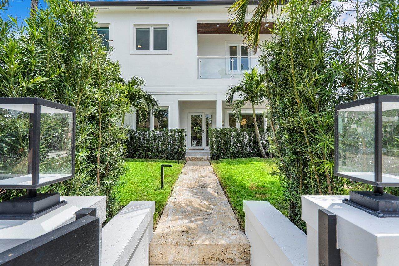 120 Beverly Road - Photo 1