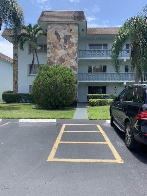 2100 Springdale Boulevard - Photo 1