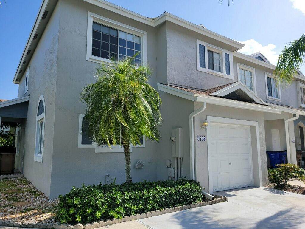 4768 14 Court - Photo 1