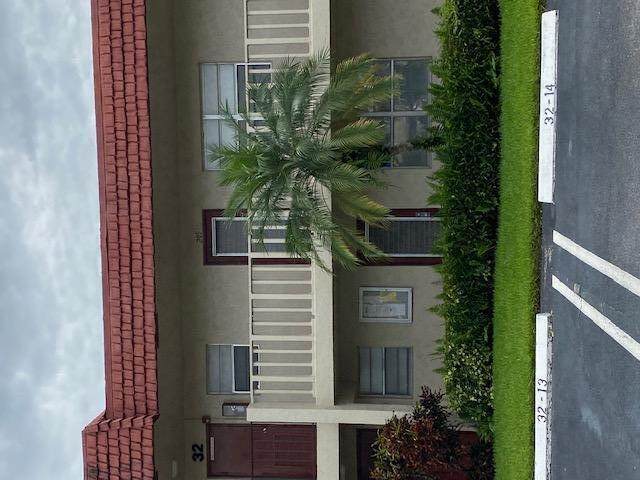 32 Abbey Lane - Photo 1