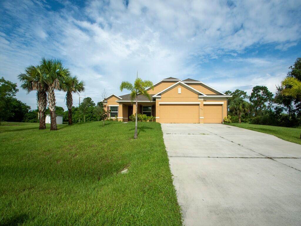 1472 Schumann Drive - Photo 1