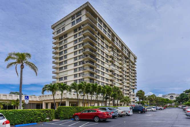 2121 Ocean 702W Boulevard - Photo 1