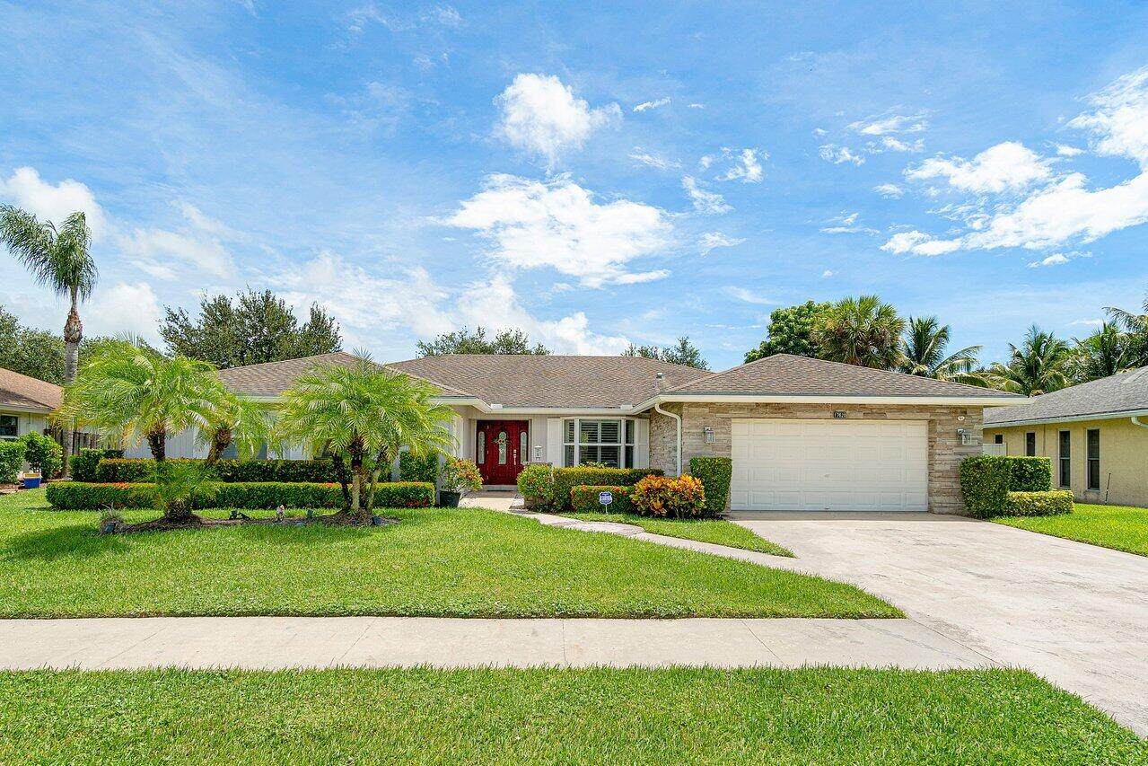 17620 Lake Park Road - Photo 1