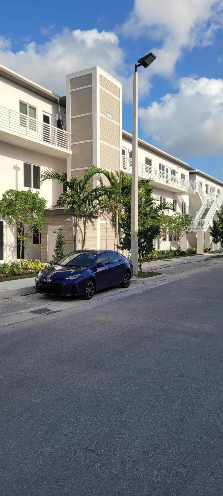 6455 103 Place - Photo 1