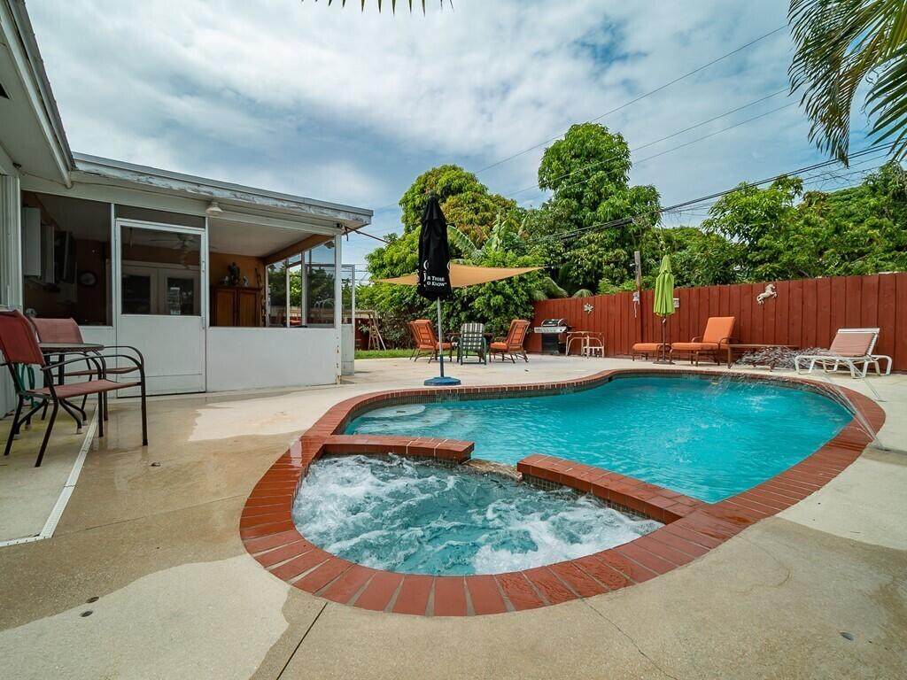 429 7th Avenue - Photo 1