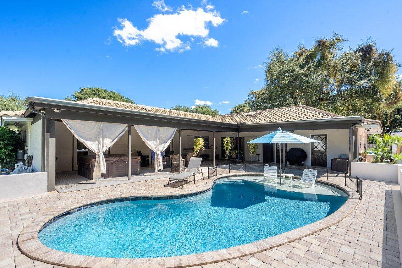 2264 Holly Lane - Photo 1