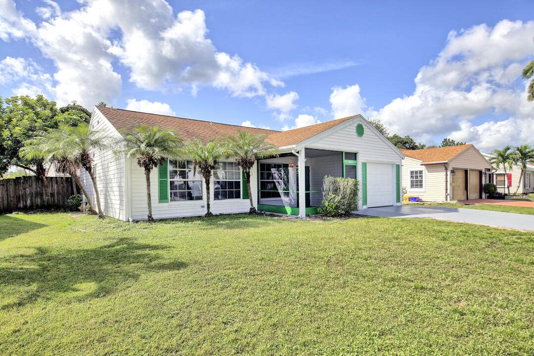 7823 Blairwood Circle - Photo 1