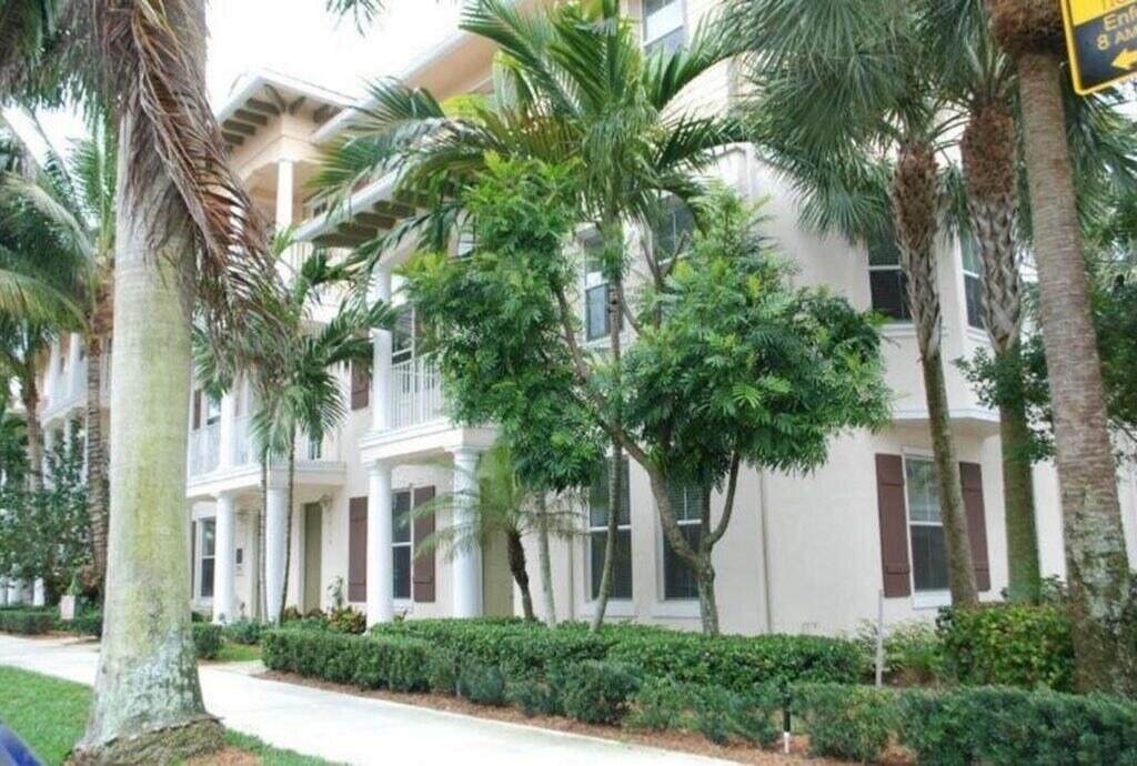 4300 Main Street - Photo 1