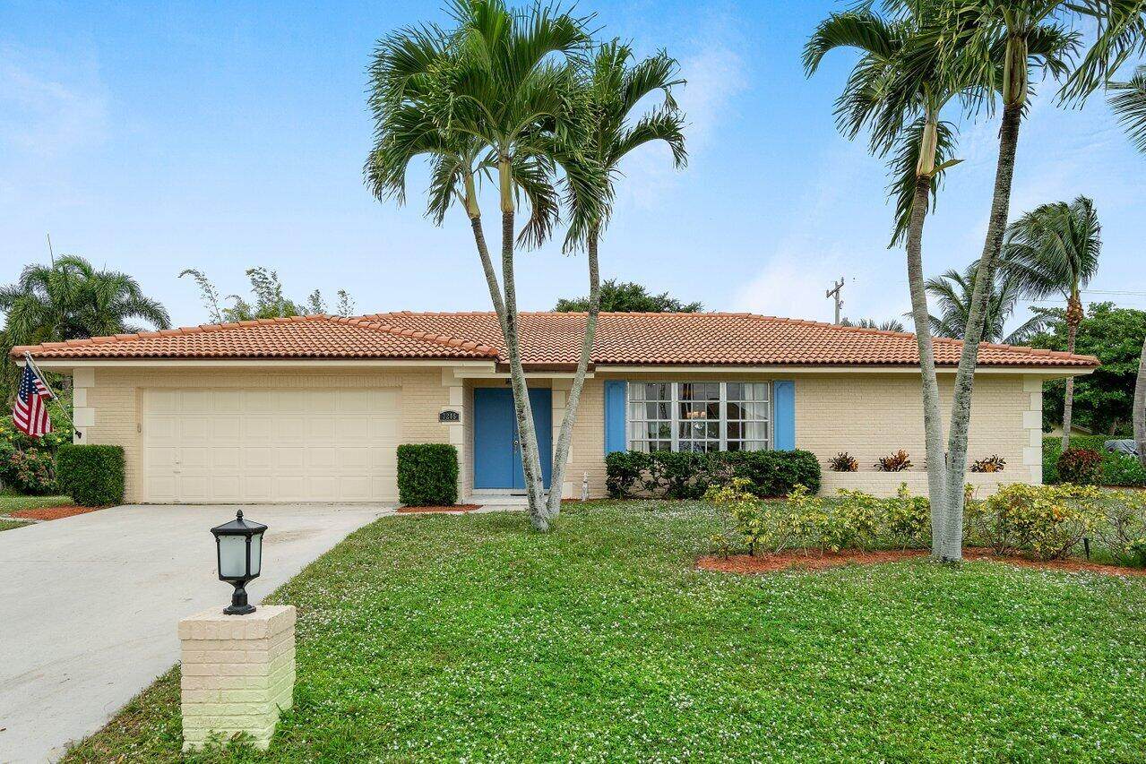 3205 Lakeview Boulevard - Photo 1