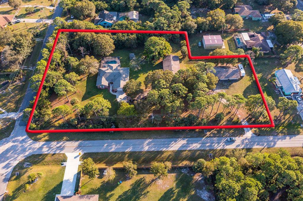 775 Howard Street - Photo 1