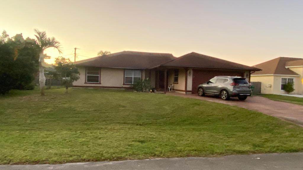 2556 Danbury Street - Photo 1