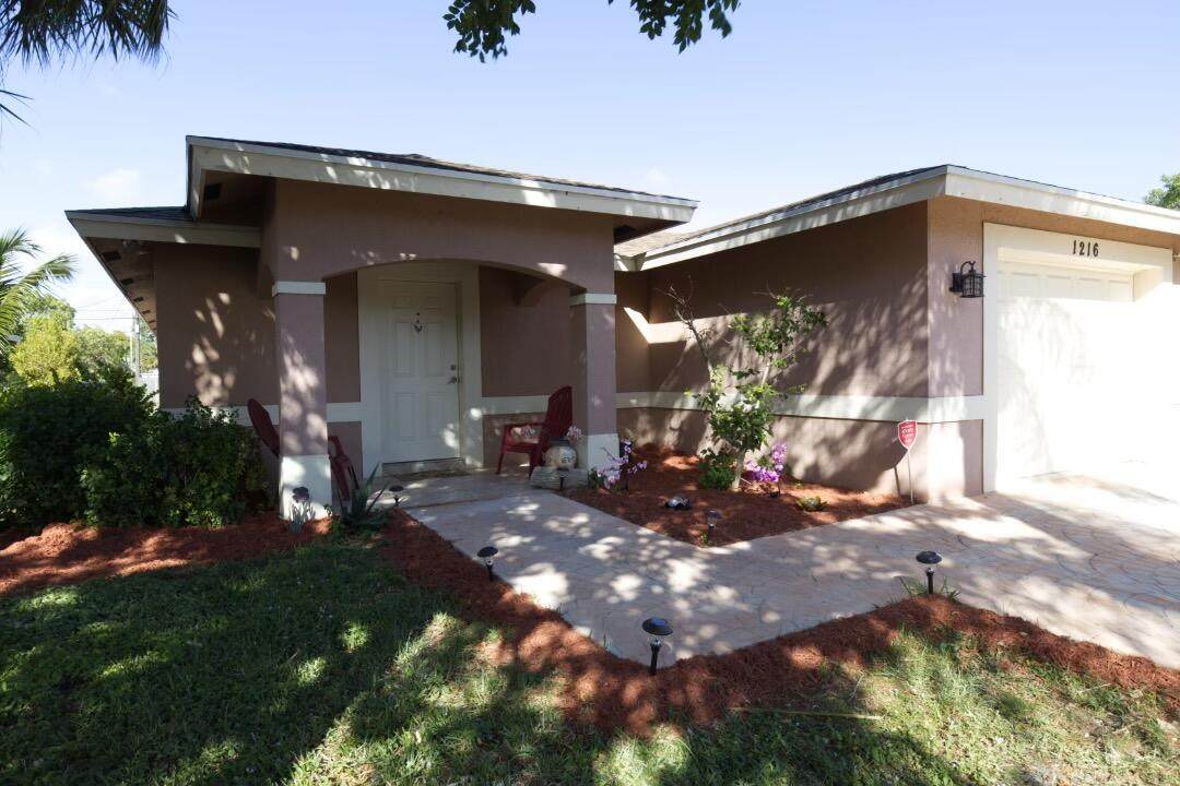 1216 17th Avenue - Photo 1
