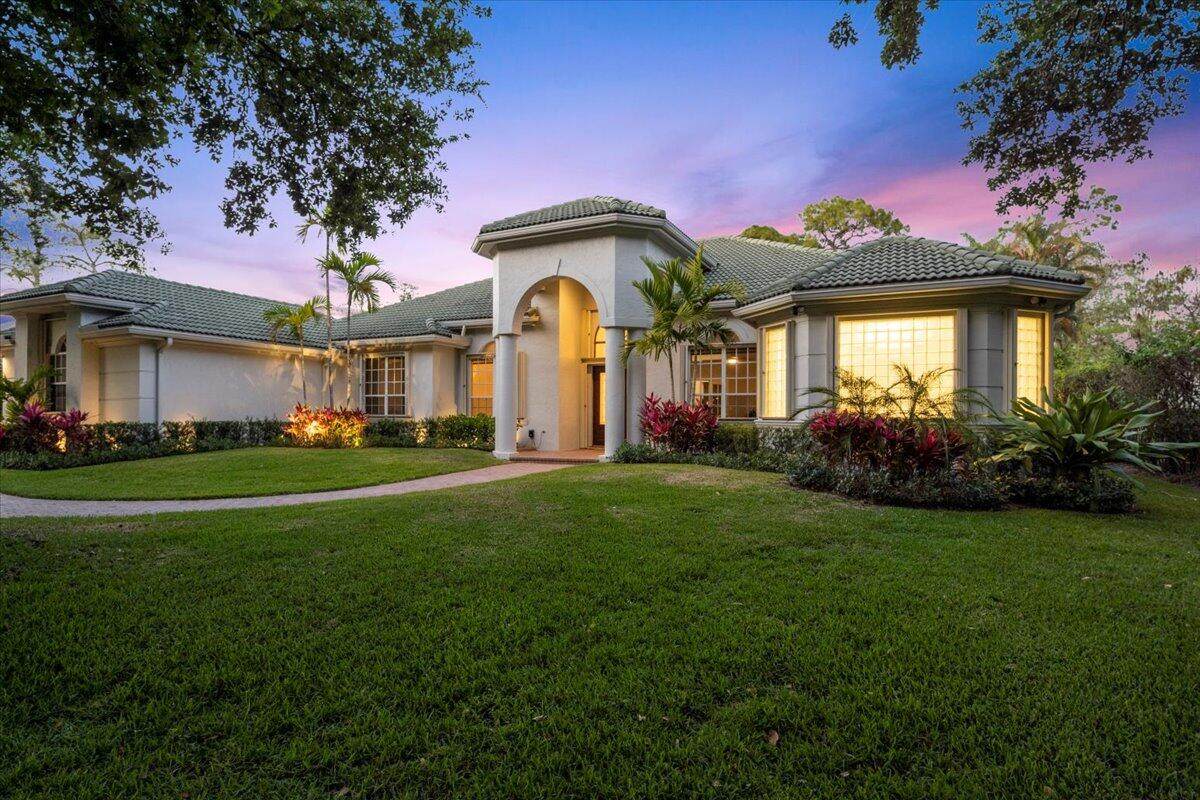 826 Forest Glen Lane - Photo 1