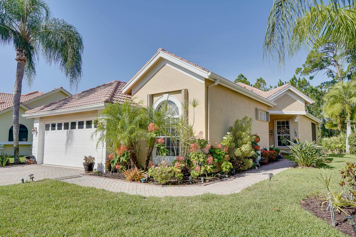 818 Saint Andrews Cove - Photo 1
