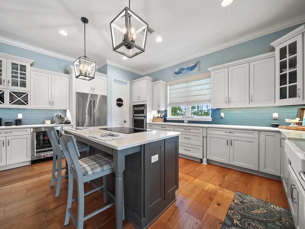 610 34th Street - Photo 1