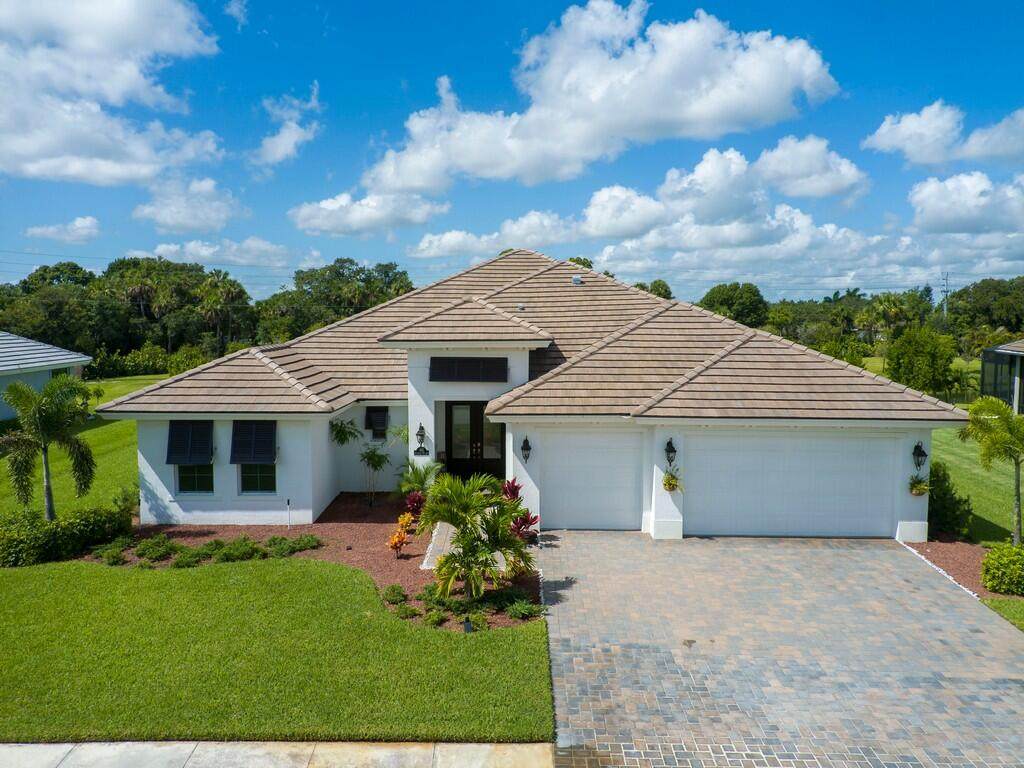 485 Jacqueline Way - Photo 1