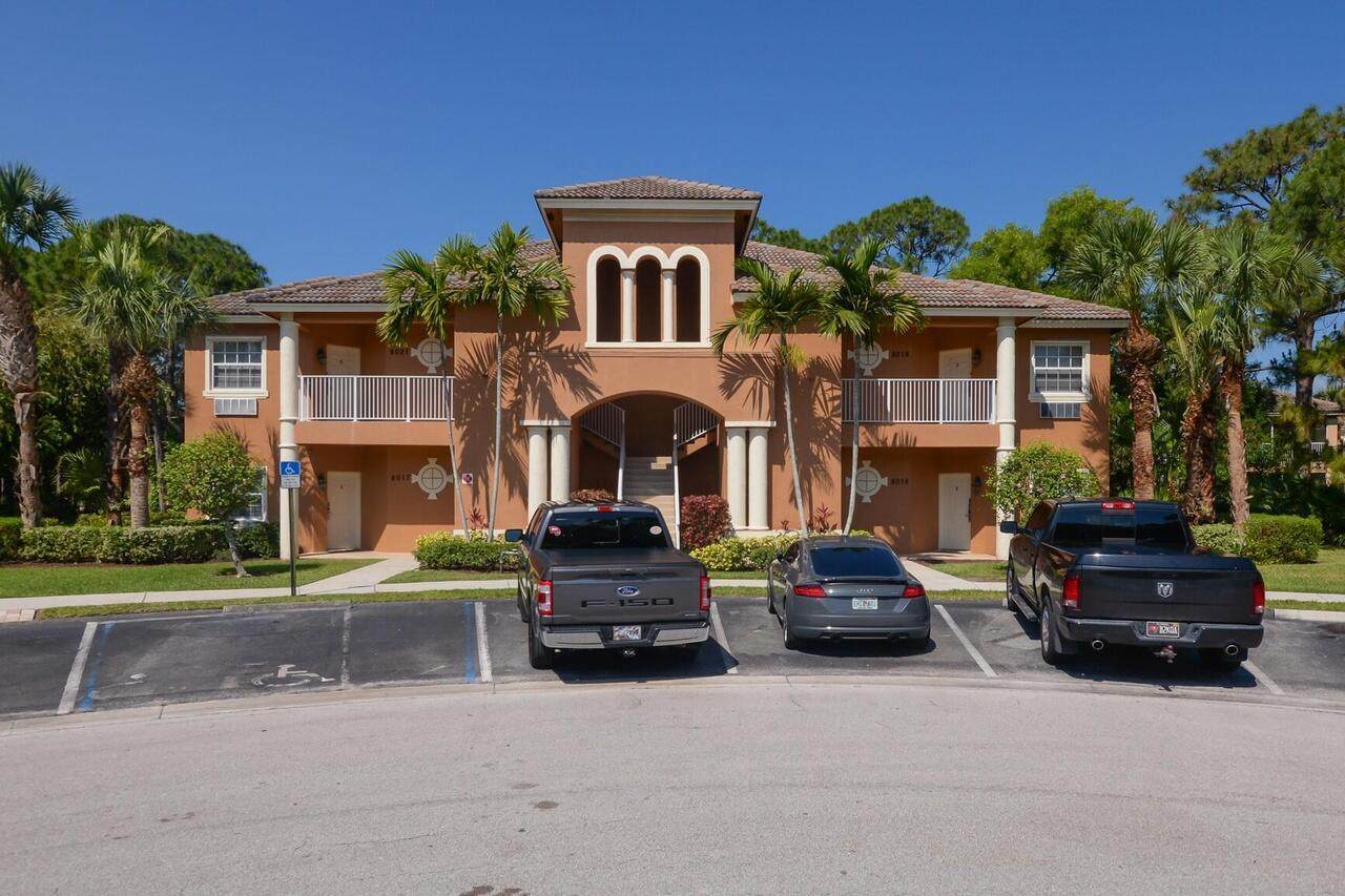 8021 Carnoustie Place - Photo 1