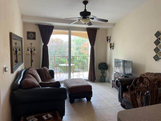 923 Villa Circle - Photo 1