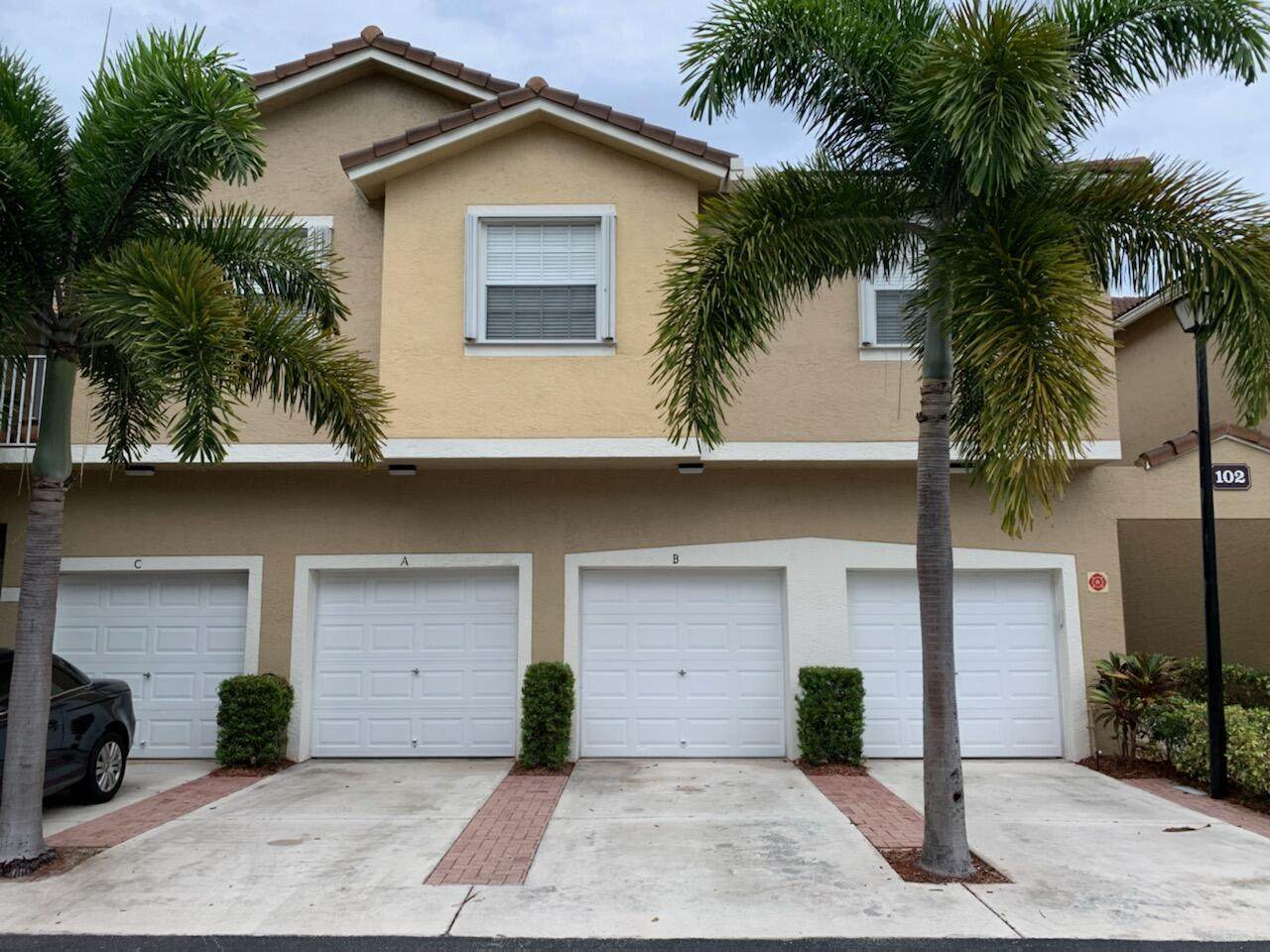102 Lighthouse Circle - Photo 1