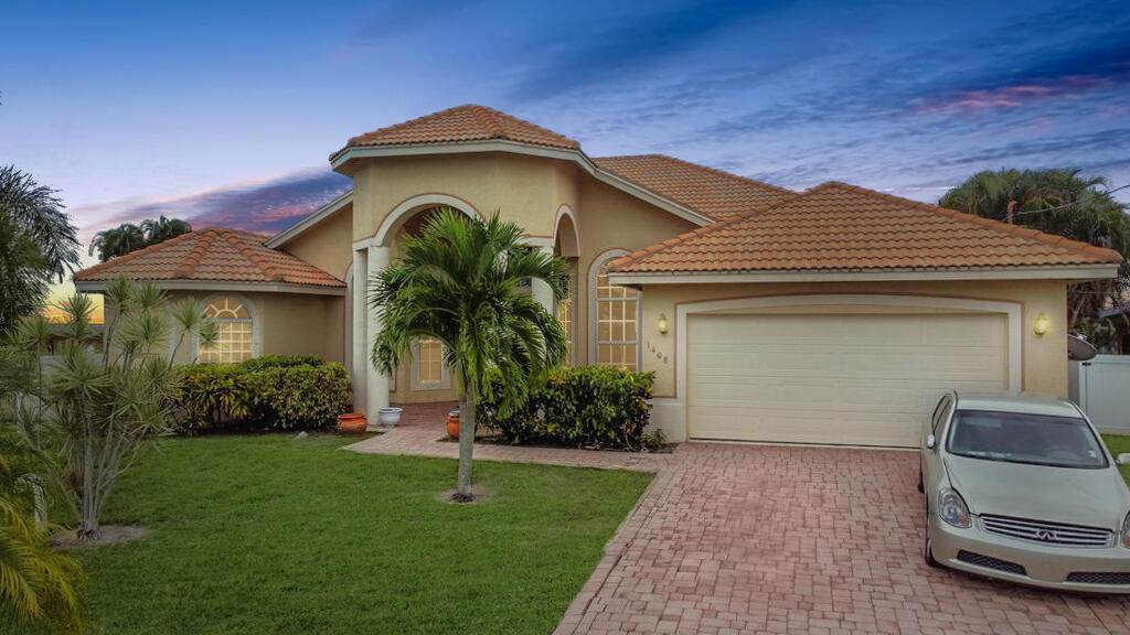 1408 Seahawk Way - Photo 1