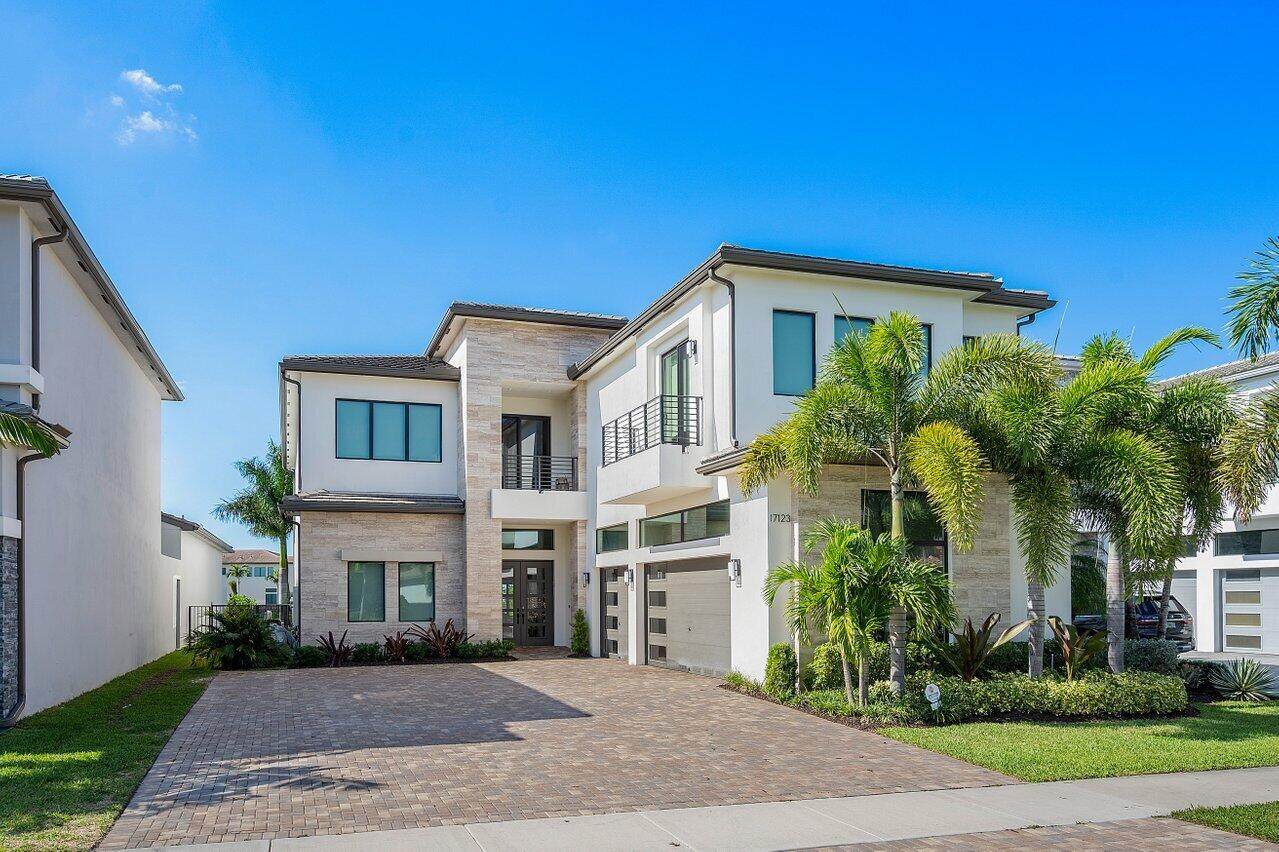 17123 Abruzzo Avenue - Photo 1