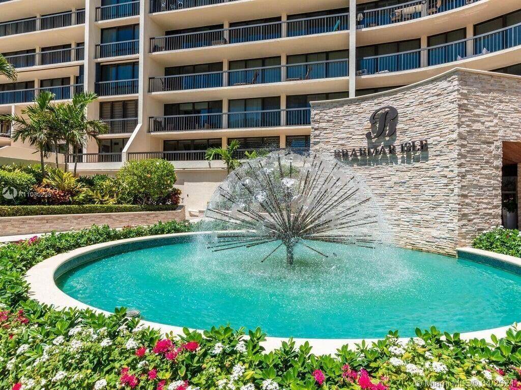 4740 Ocean Boulevard - Photo 1