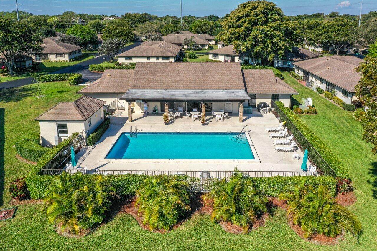 4877 Dovewood Road - Photo 1