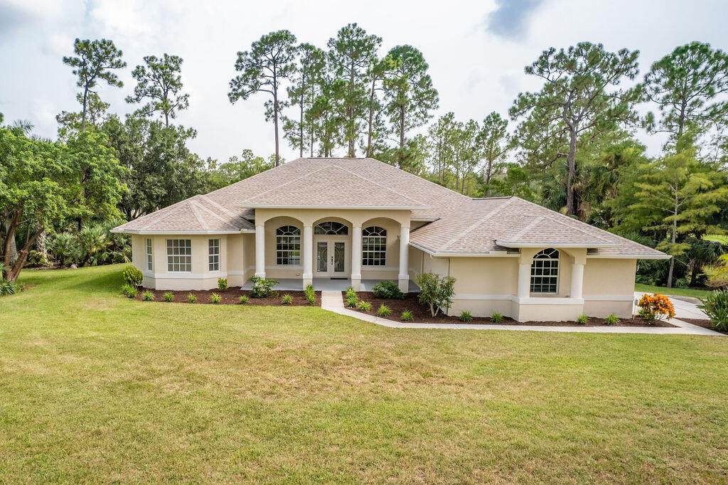 17272 62 Road - Photo 1