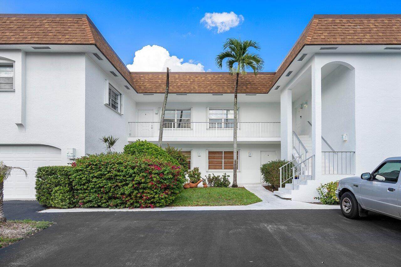 1023 Russell Drive - Photo 1