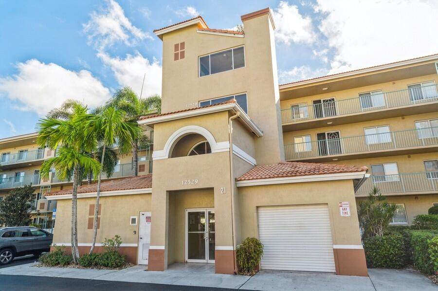 12529 Imperial Isle Drive - Photo 1