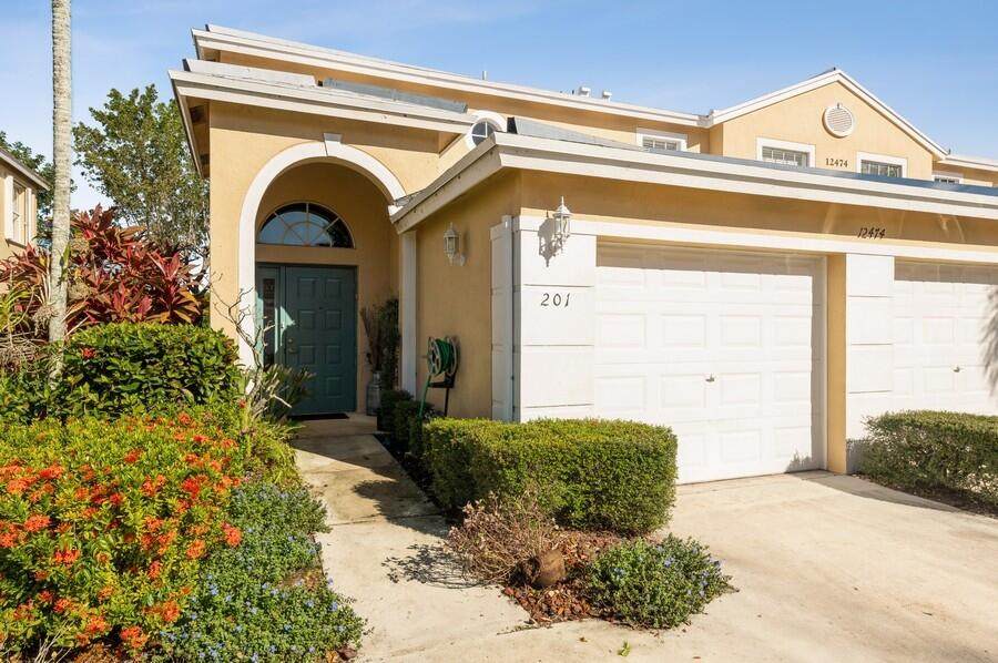 12474 Crystal Pointe Drive - Photo 1