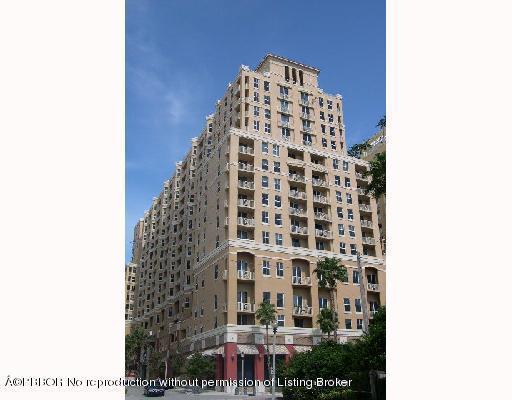 255 Evernia Street - Photo 1