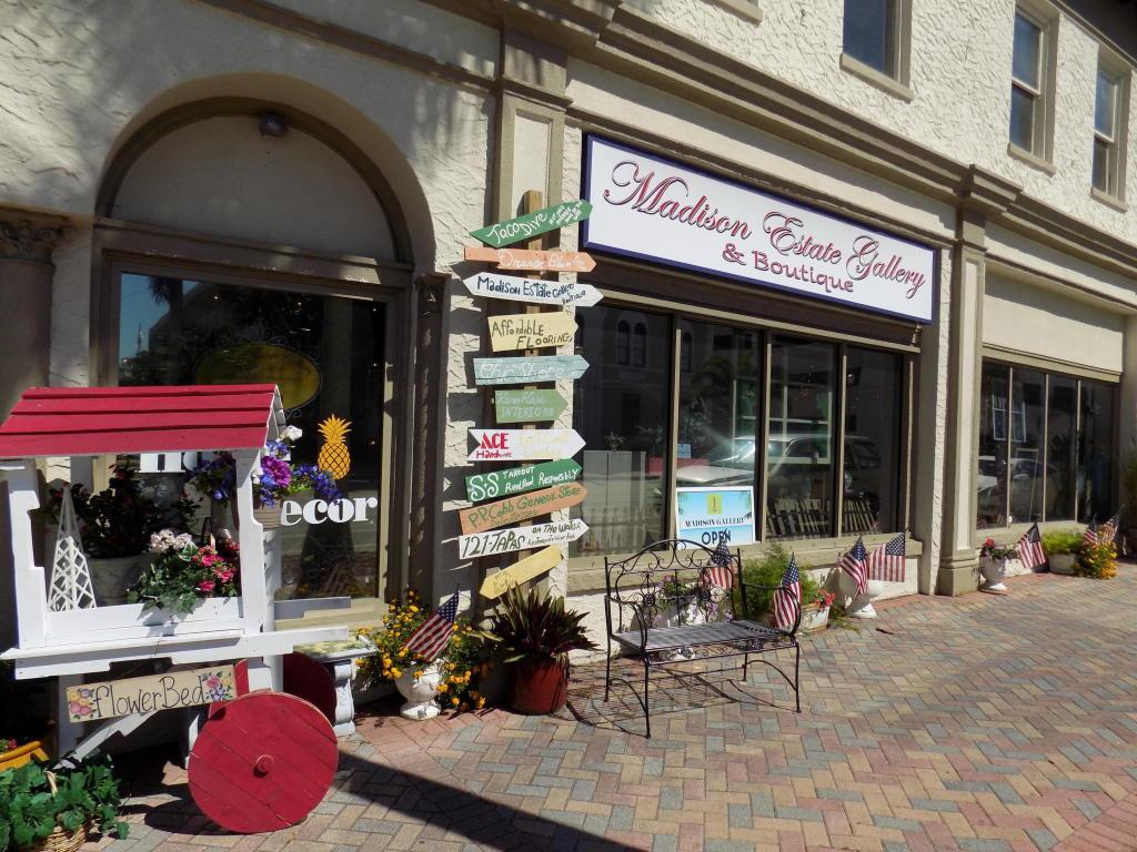 Downtown Fort Pierce - Photo 1