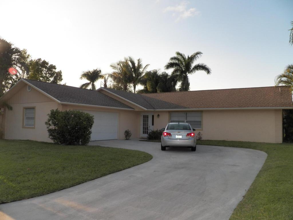 2447 13th Terrace - Photo 1