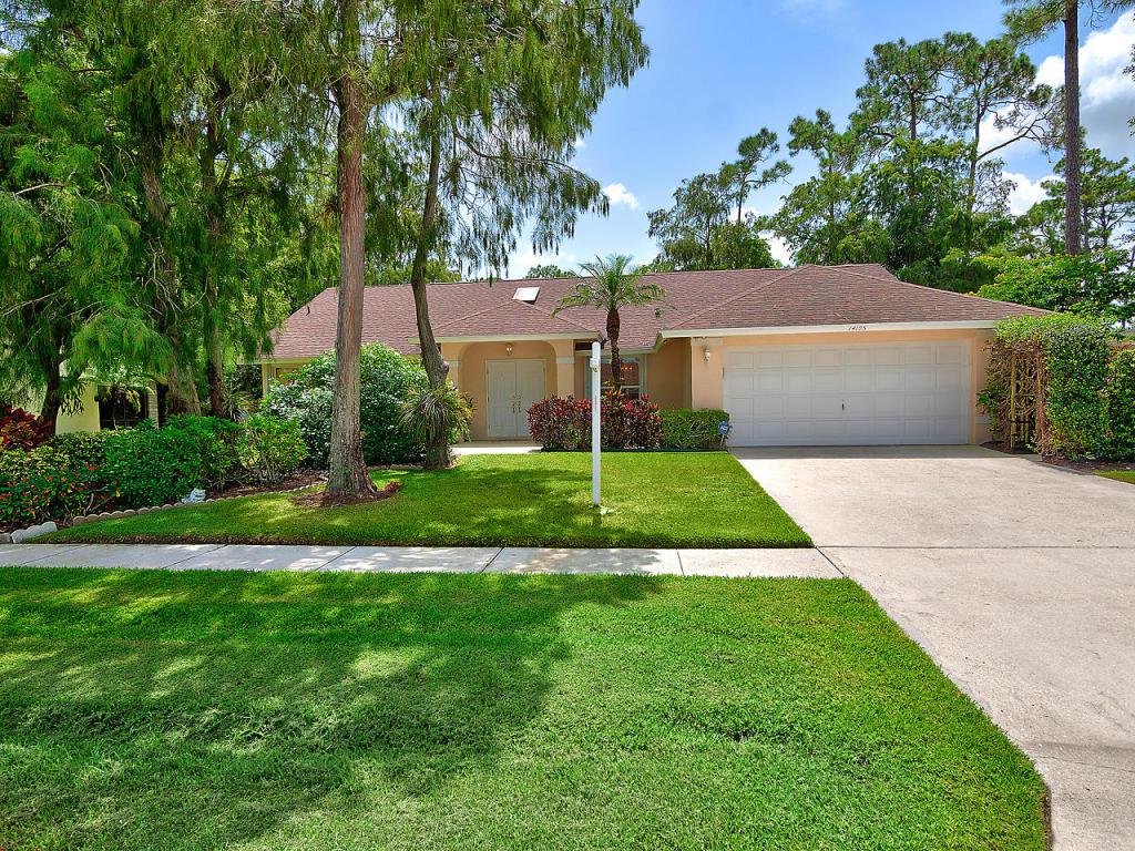 14195 Greentree Drive - Photo 1
