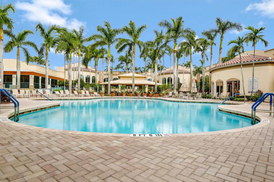 5874 Crystal Shores Drive - Photo 1